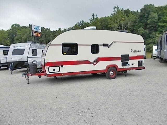 2023 Gulf Stream Vintage Cruiser 19RBS - Used Travel Trailer For Sale by Ski's Truck & RV Sales in Rockville, Indiana