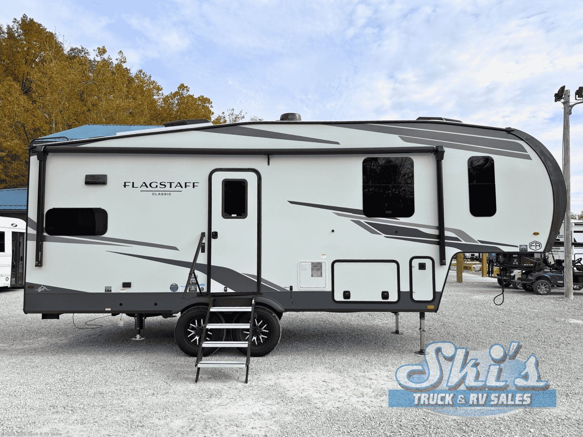 2026 Flagstaff Classic 281RK by Forest River from Ski's Truck & RV Sales in Rockville, Indiana