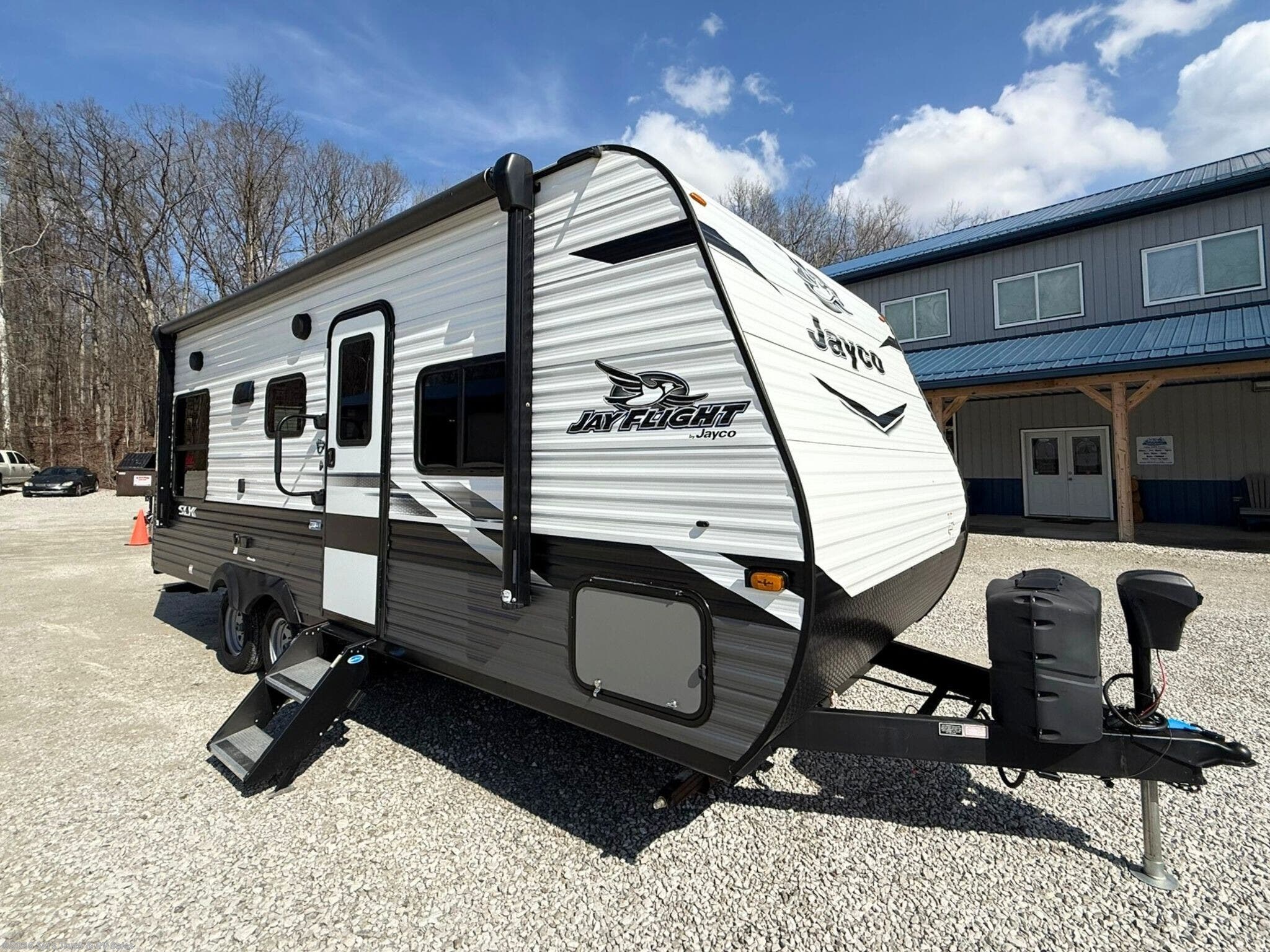 2022 Jayco JayFlight SLX 212QB - Used Travel Trailer For Sale by Ski's Truck & RV Sales in Rockville, Indiana