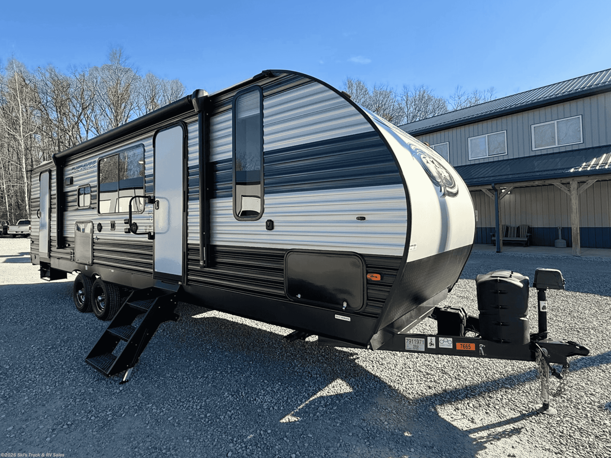 2021 Forest River Cherokee 274BRB - Used Travel Trailer For Sale by Ski's Truck & RV Sales in Rockville, Indiana
