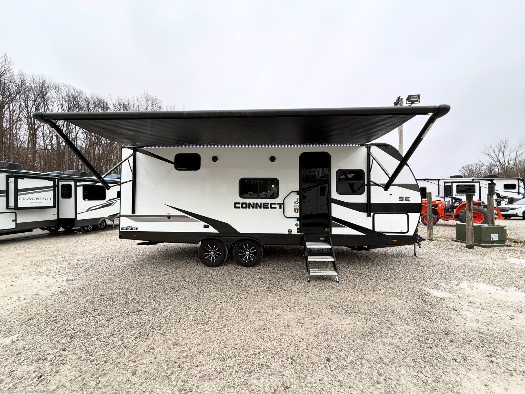 Used 2025 K-Z Connect SE C211MKSE available in Rockville, Indiana