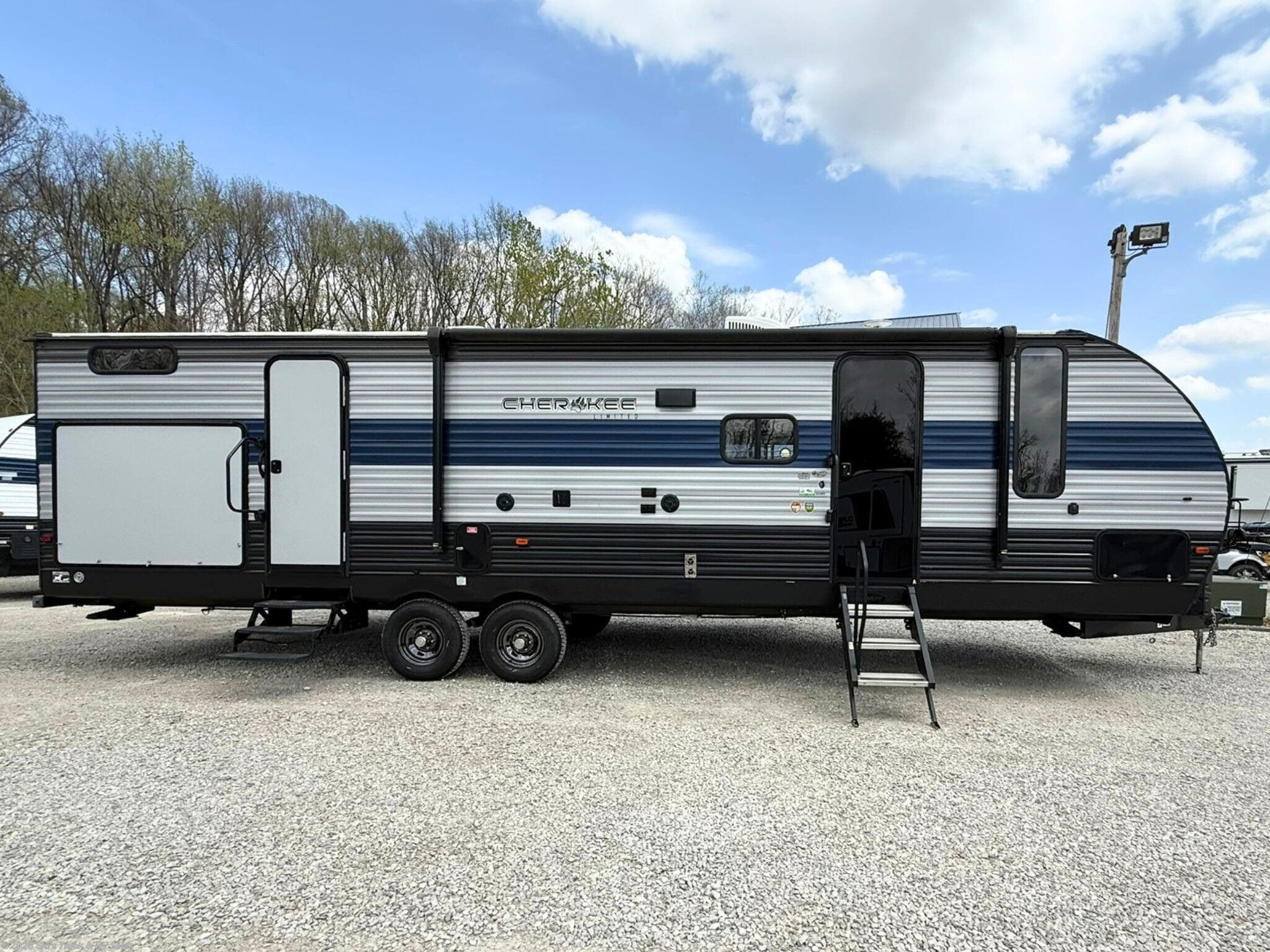 Used 2020 Forest River Cherokee 294BH available in Rockville, Indiana