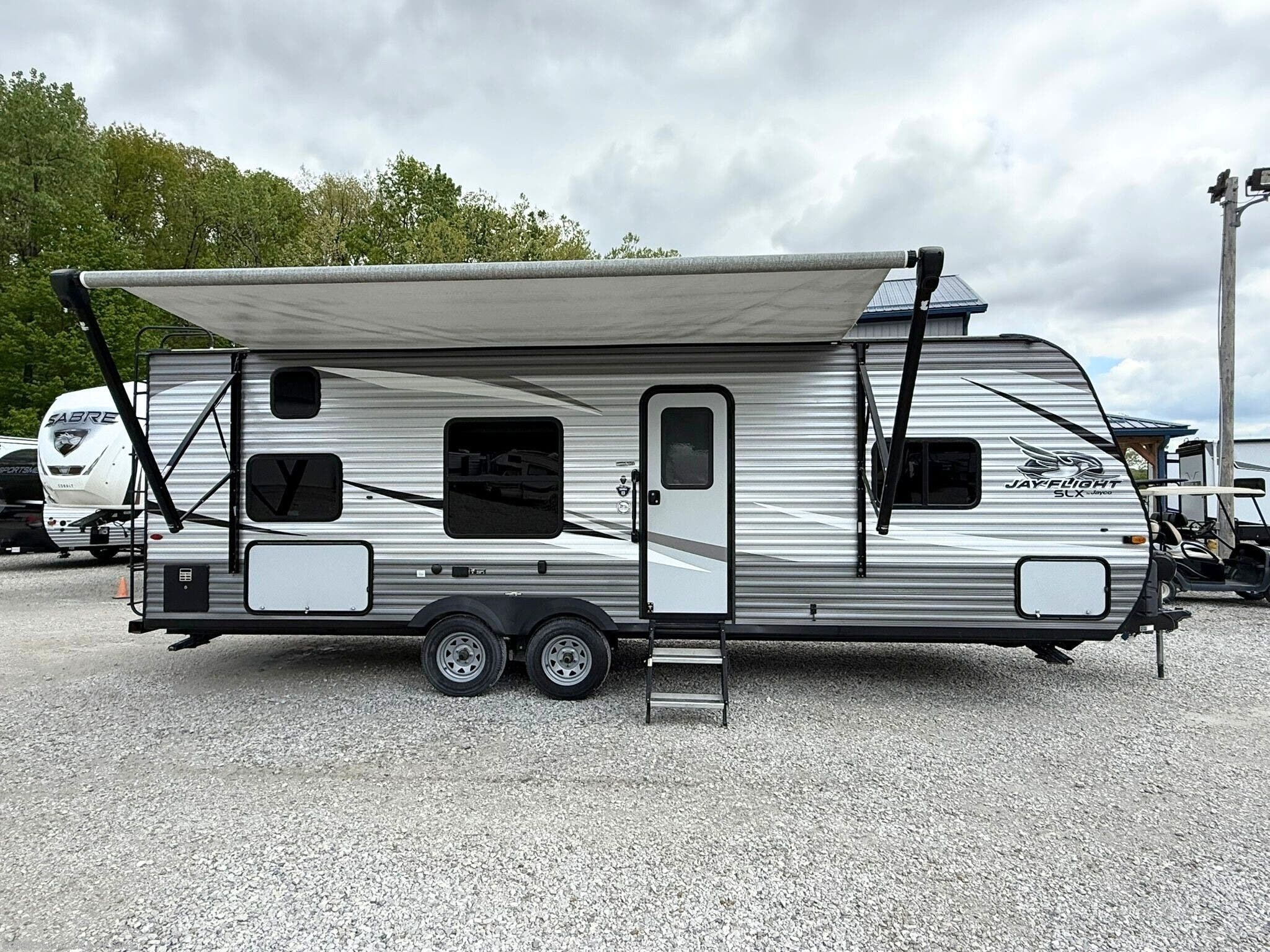 2021 Jayco Jay Flight SLX 264BH - Used Travel Trailer For Sale by Ski's Truck & RV Sales in Rockville, Indiana