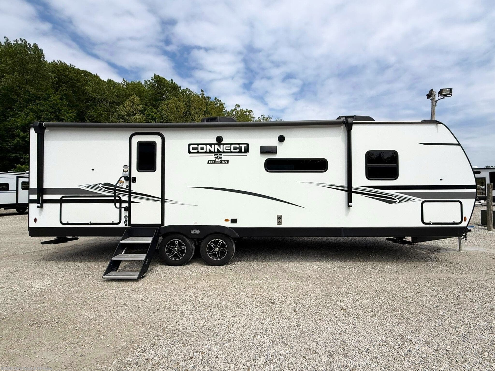 2022 K-Z Connect SE C271BHKSE - Used Travel Trailer For Sale by Ski's Truck & RV Sales in Rockville, Indiana
