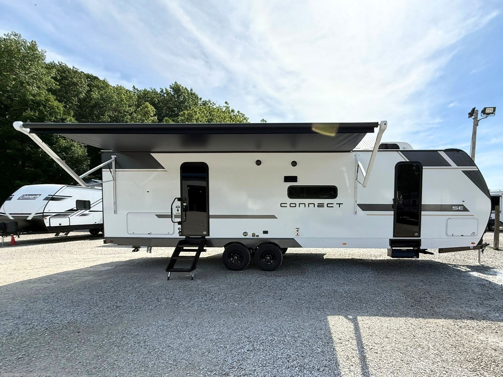 2027 K-Z Connect SE C301BHKSE - New Travel Trailer For Sale by Ski's Truck & RV Sales in Rockville, Indiana