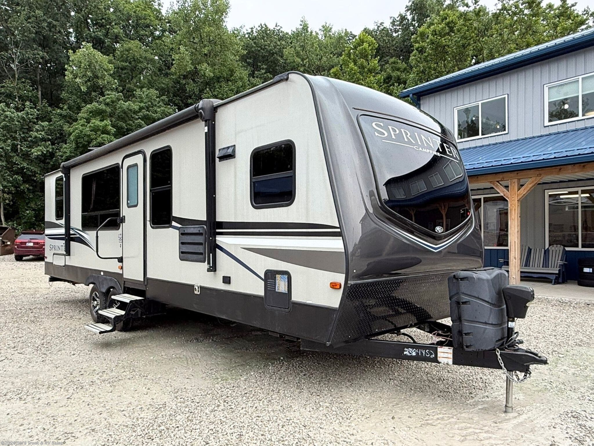 2020 Keystone Sprinter Campfire 29FK - Used Travel Trailer For Sale by Ski's Truck & RV Sales in Rockville, Indiana