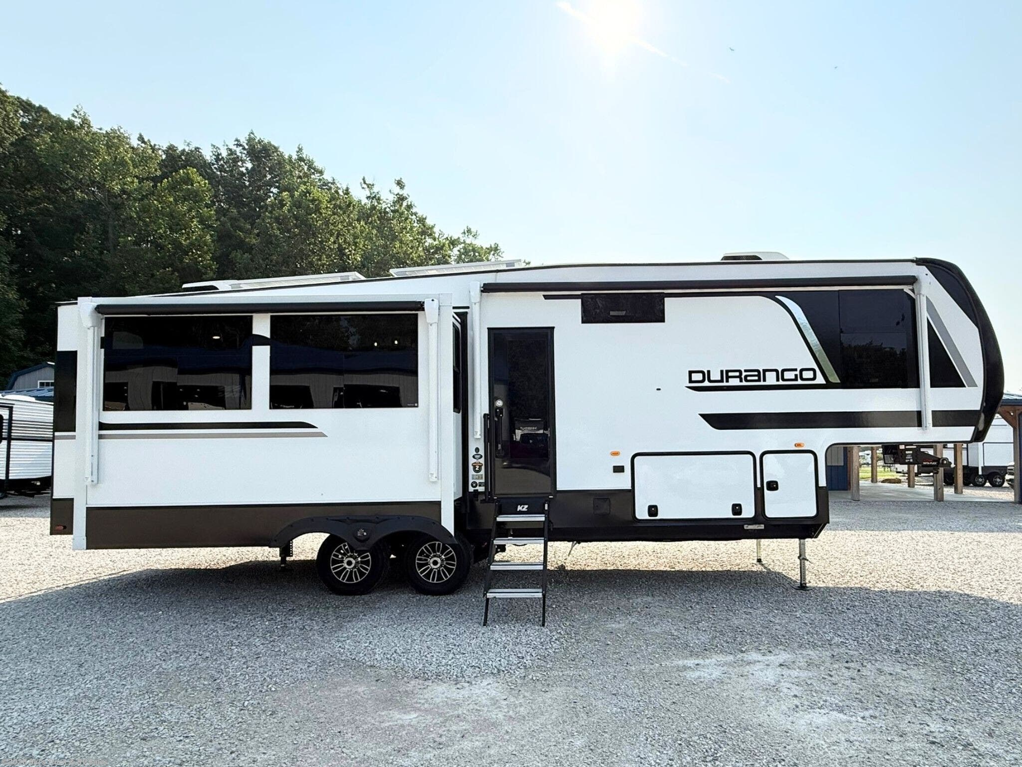 New 2027 K-Z Durango D301RLT available in Rockville, Indiana