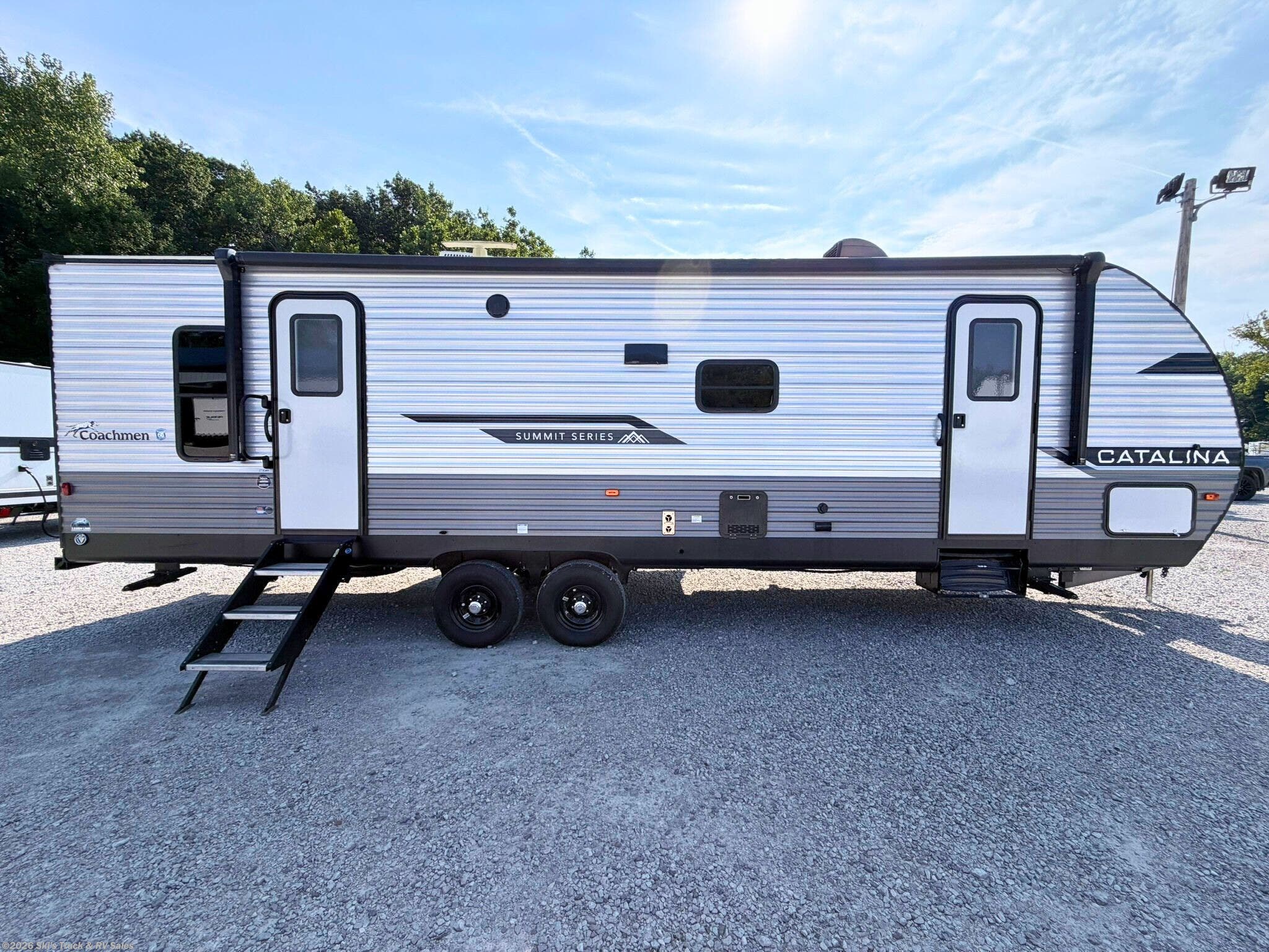 2024 Coachmen Catalina 271DBS - Used Travel Trailer For Sale by Ski's Truck & RV Sales in Rockville, Indiana