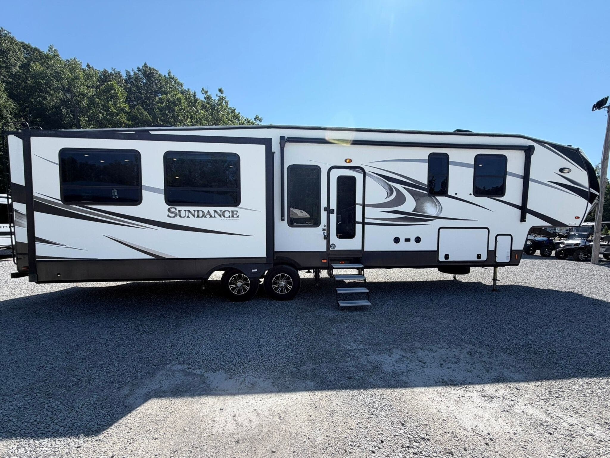 2019 Sundance 3710MB by Heartland from Ski's Truck & RV Sales in Rockville, Indiana