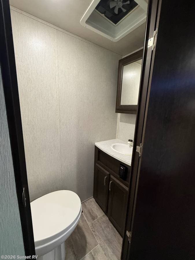 2019 Pioneer 327bh by Heartland from Sunset RV in Sunset Beach, North Carolina