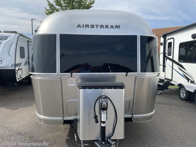 2022 Airstream International 27FB - Used Travel Trailer For Sale by Timberlake RV in Lynchburg, Virginia