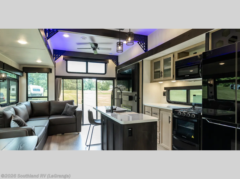 2026 Cherokee Timberwolf Black Label 39JMBL by Forest River from Southland RV in LaGrange, Georgia