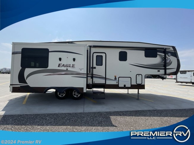 Used 2015 Jayco Eagle 31.5RLTS available in Blue Grass, Iowa