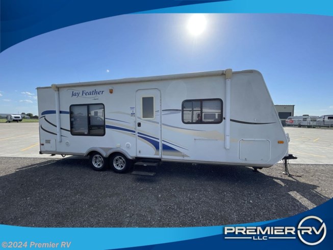 Used 2009 Jayco JAYFEATHER 22Y available in Blue Grass, Iowa