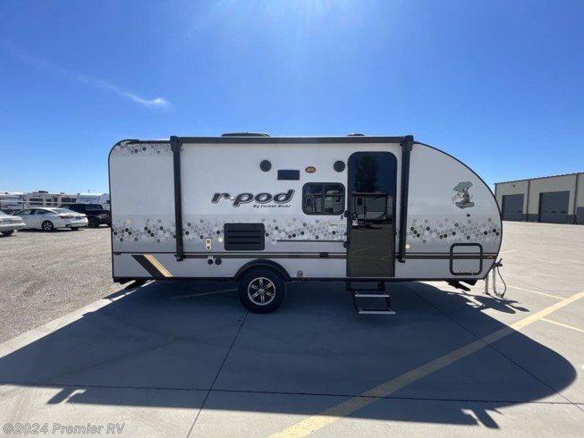2022 Forest River R-Pod 193 - Used Travel Trailer For Sale by Premier RV  in Blue Grass, Iowa