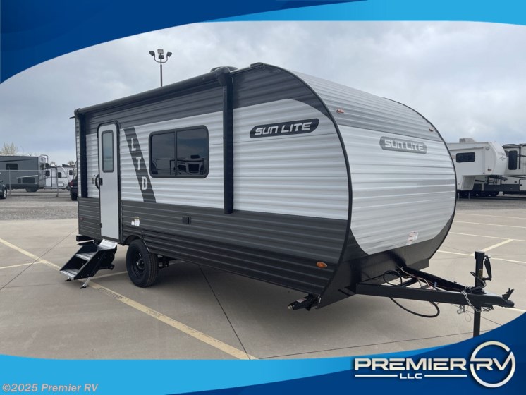 2025 Sunset Park RV Sun Lite LTD 19RK RV for Sale in Blue Grass, IA