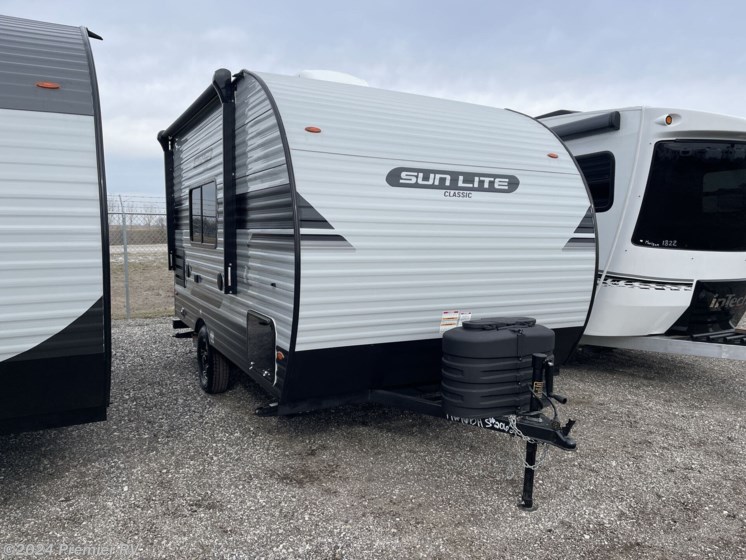 New 2024 Miscellaneous SUNSET PARK RV INC SUN LITE 16BH available in Blue Grass, Iowa