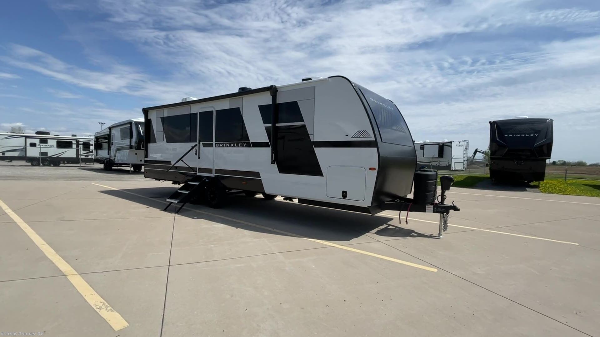 2026 Brinkley RV Model I 275 - New Travel Trailer For Sale by Premier RV  in Blue Grass, Iowa