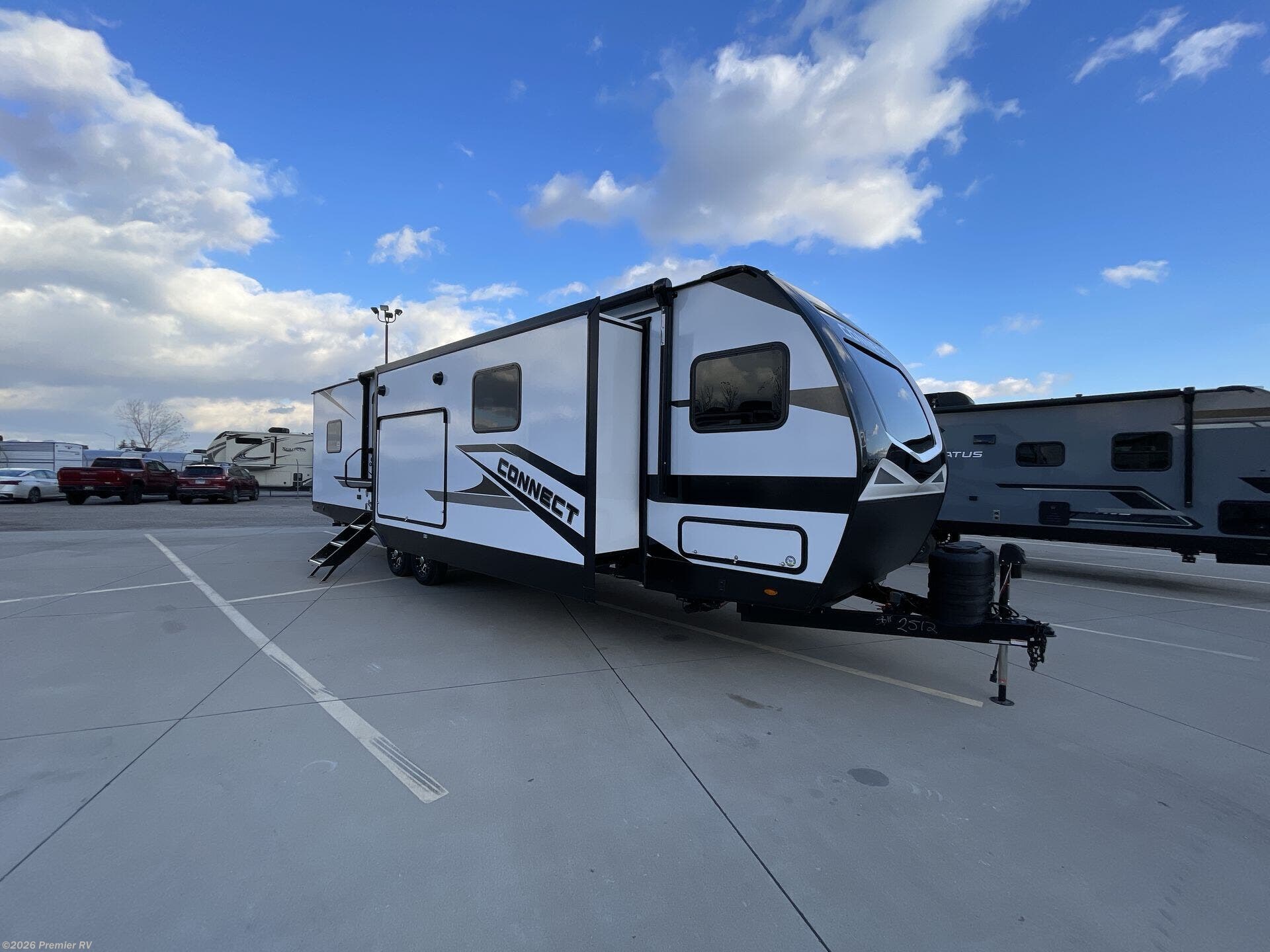 2025 Connect C323MKK by K-Z from Premier RV  in Blue Grass, Iowa