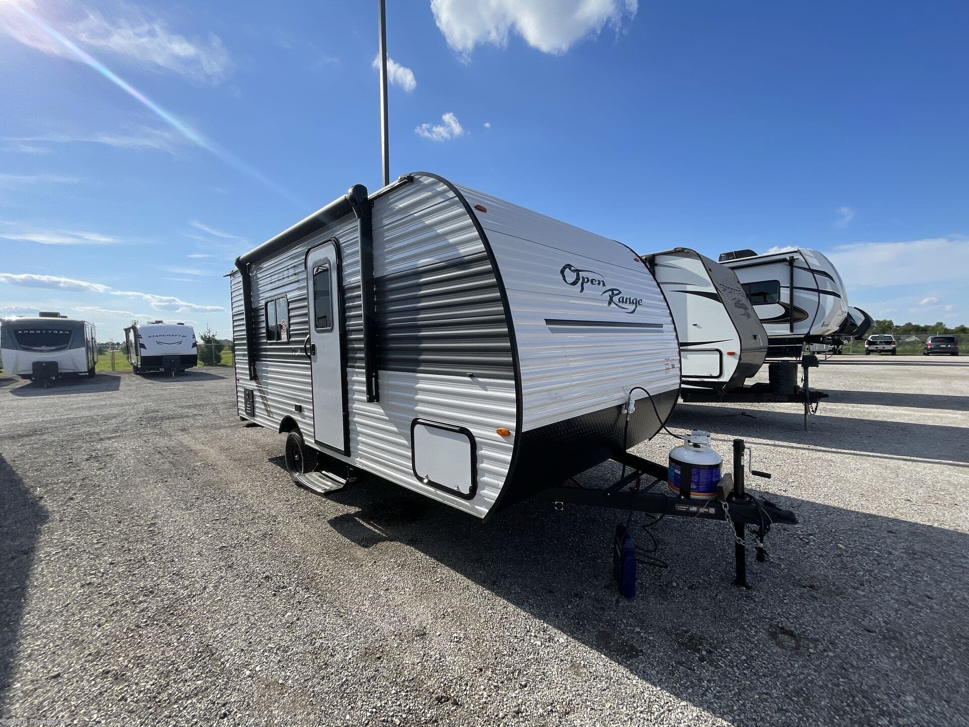 2026 Colt LIMITED 17QB by Highland Ridge from Premier RV  in Blue Grass, Iowa