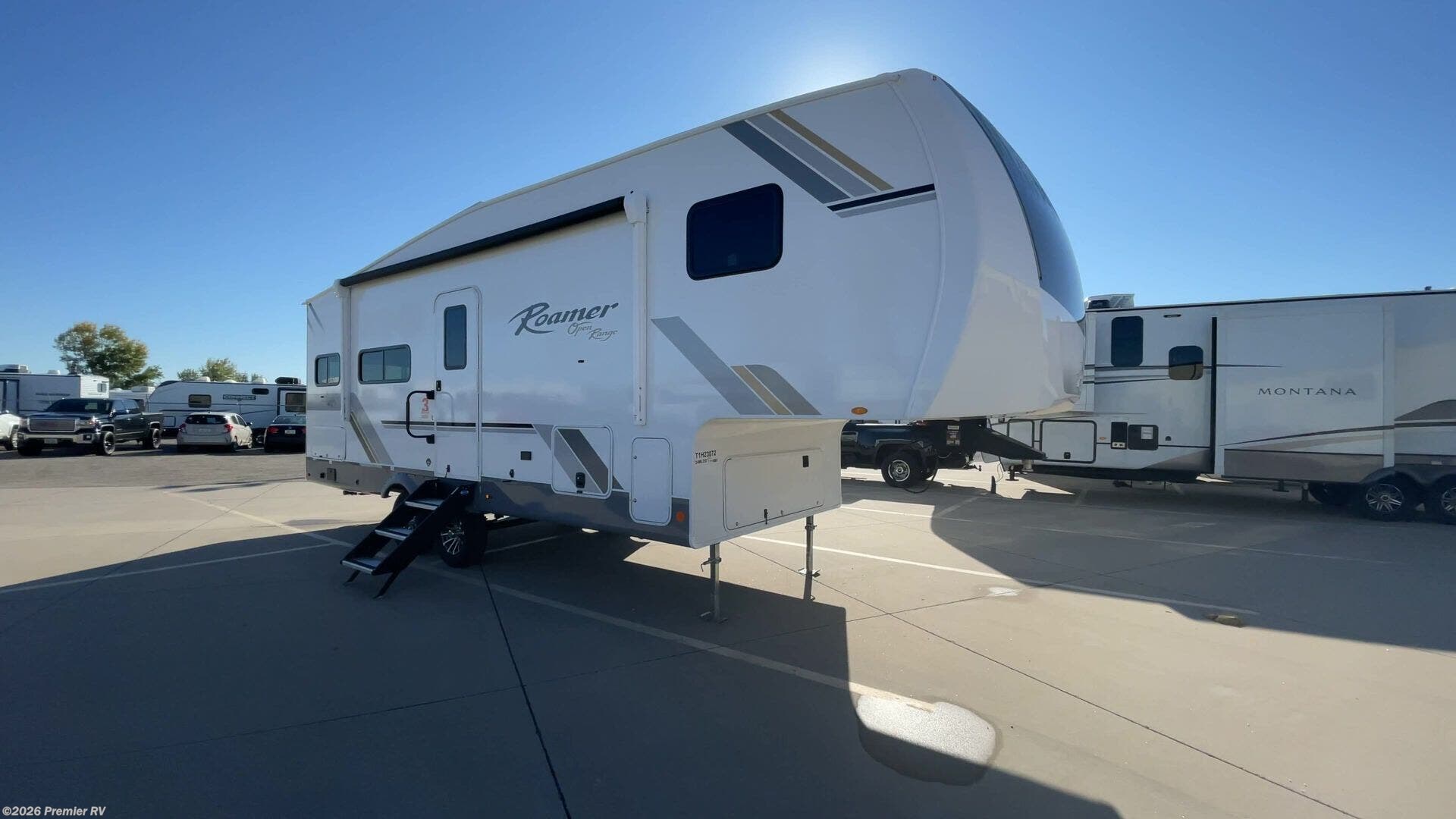 2026 Roamer Light Duty 24MLDS by Highland Ridge from Premier RV  in Blue Grass, Iowa