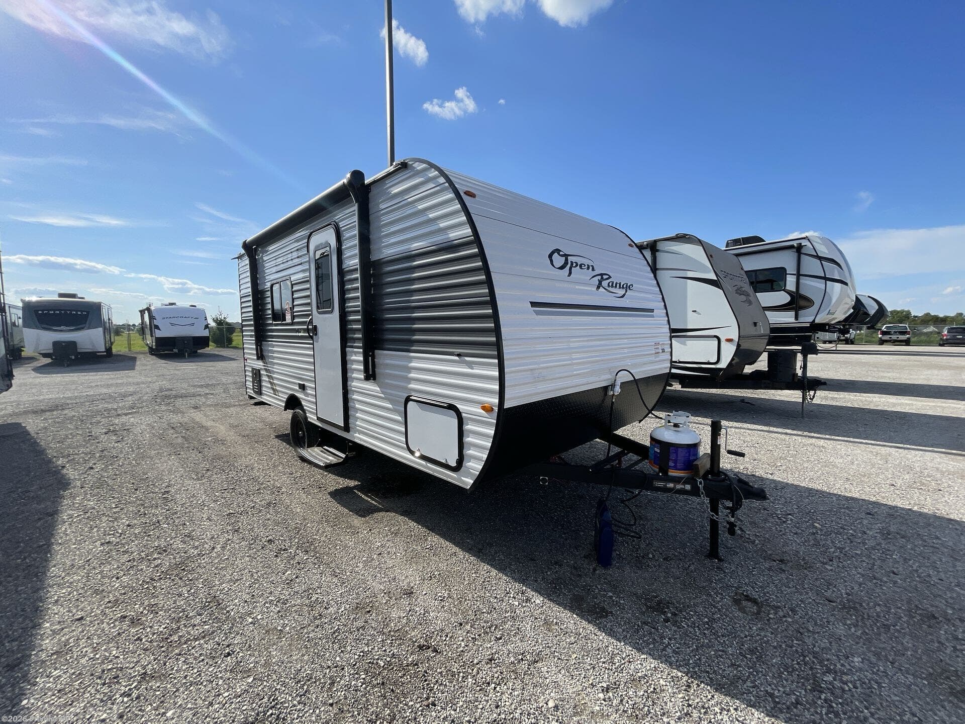 2026 Highland Ridge Colt LIMITED 17QB - New Travel Trailer For Sale by Premier RV  in Blue Grass, Iowa