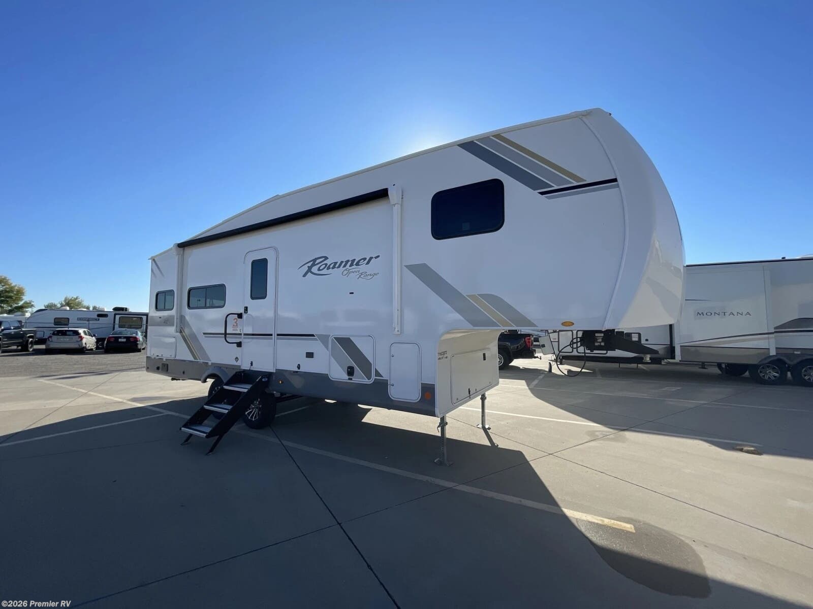 2026 Highland Ridge Roamer Light Duty 24MLDS - New Fifth Wheel For Sale by Premier RV  in Blue Grass, Iowa
