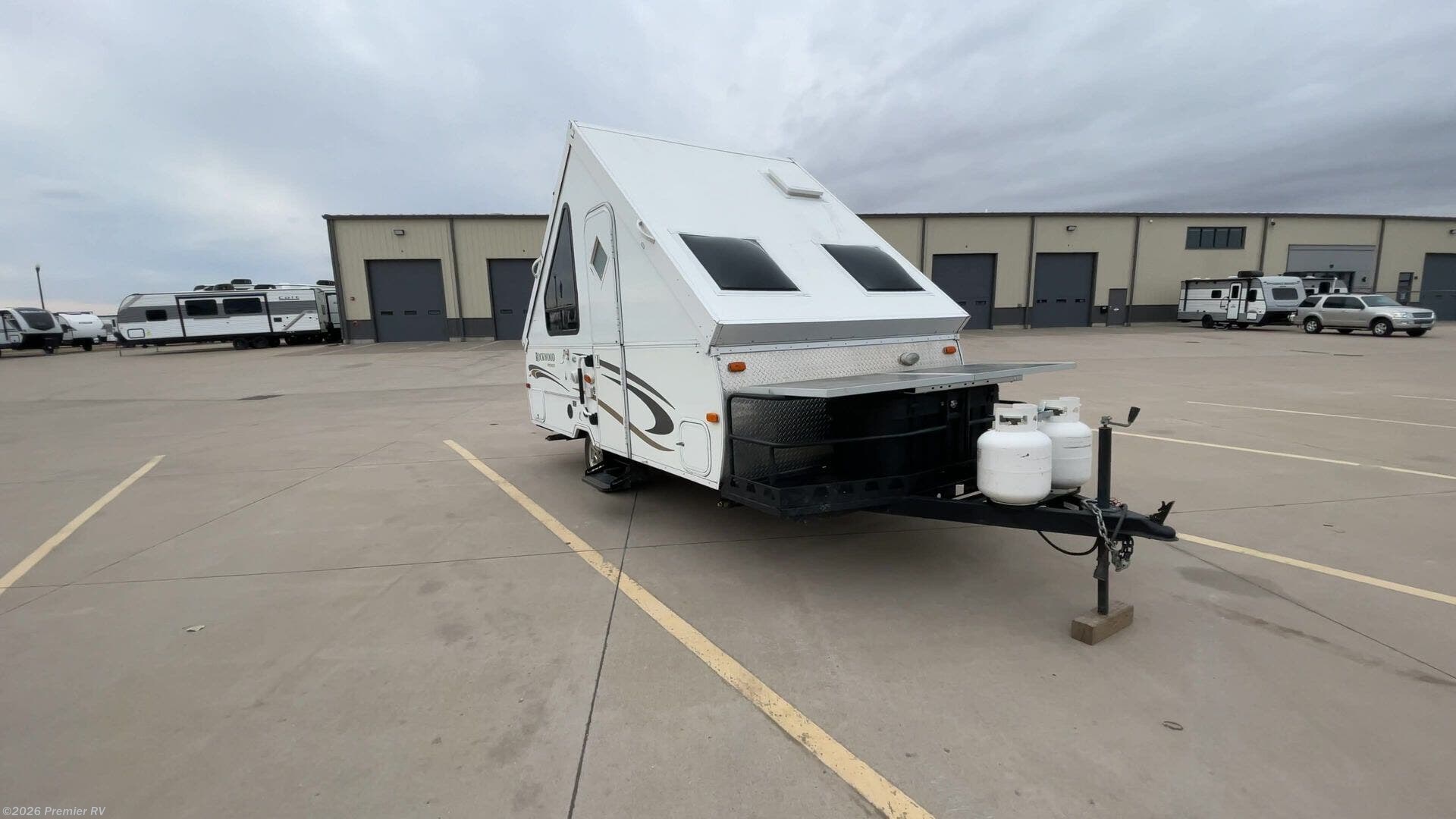 2012 HARD SIDE A122BH by Rockwood from Premier RV  in Blue Grass, Iowa