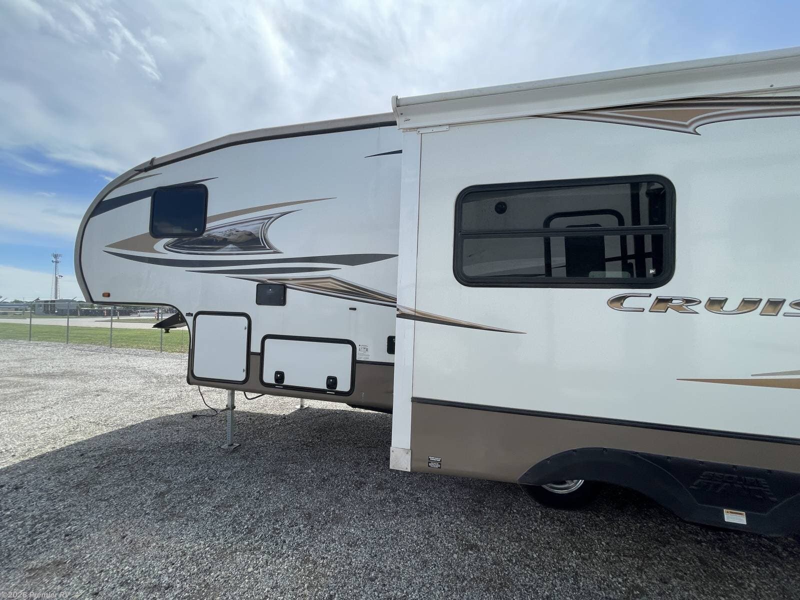 Used 2013 CrossRoads Cruiser 27RLX available in Blue Grass, Iowa