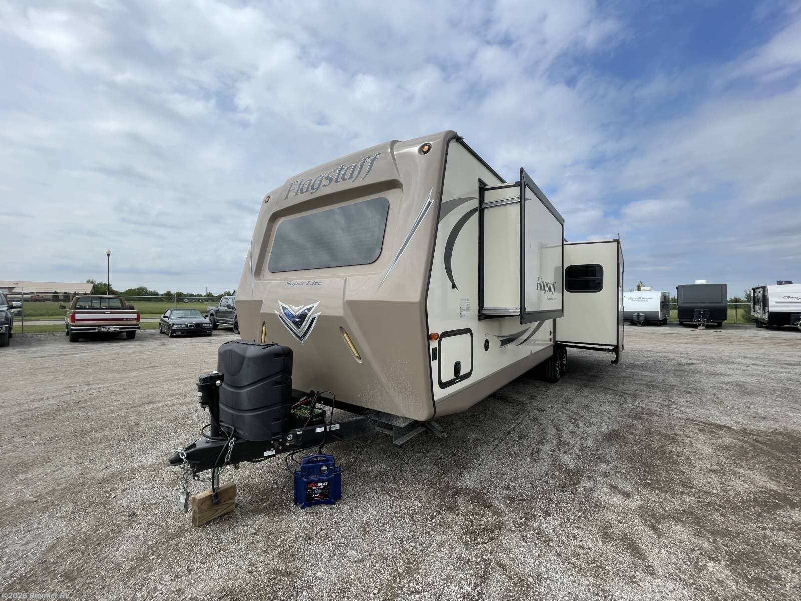 Used 2018 Forest River Flagstaff Super Lite 29RKWS available in Blue Grass, Iowa