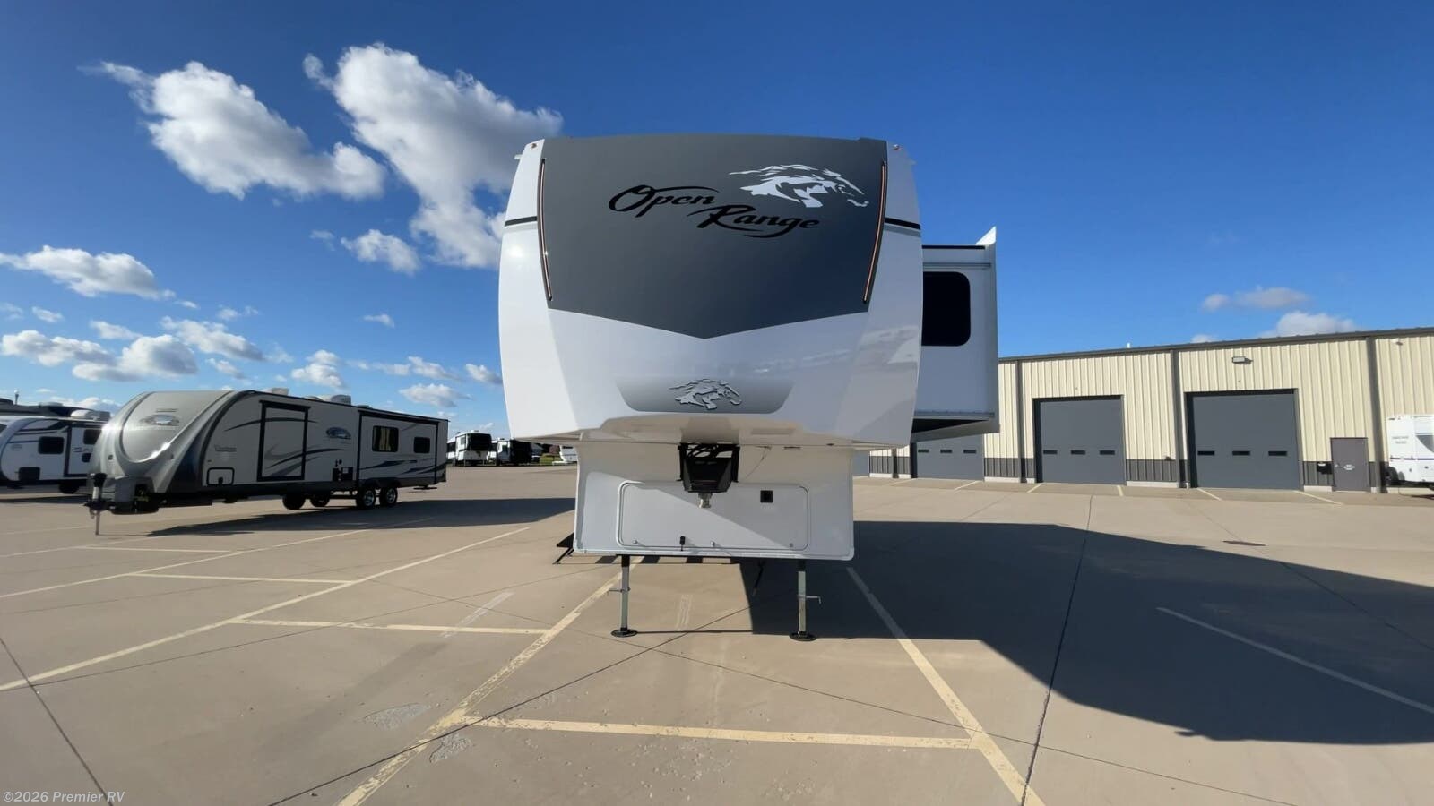 2027 ROAMER 32RLTS by Highland Ridge from Premier RV  in Blue Grass, Iowa