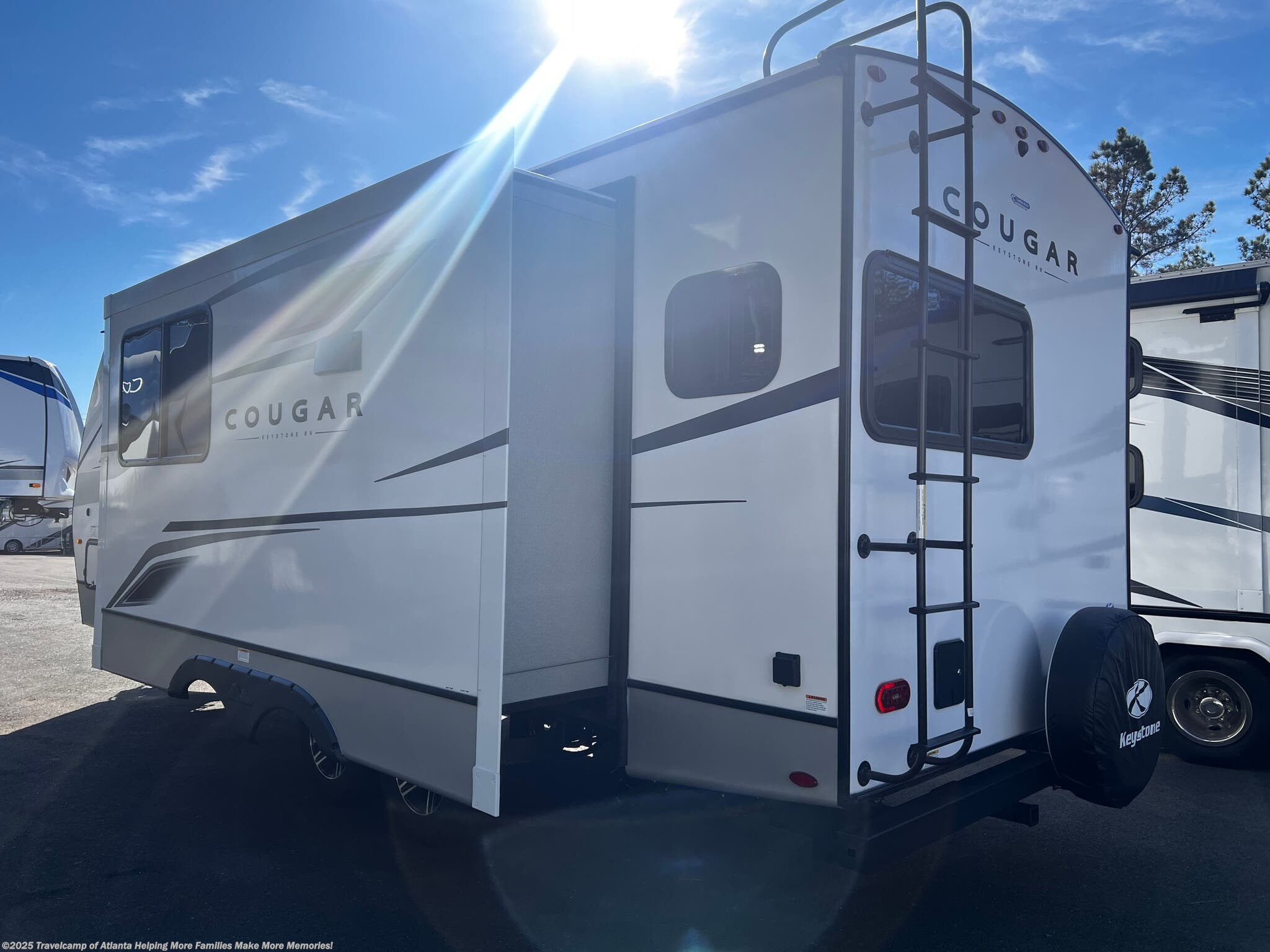 2023 Keystone Cougar 22MLS RV for Sale in Griffin, GA 30223 KRCR02404