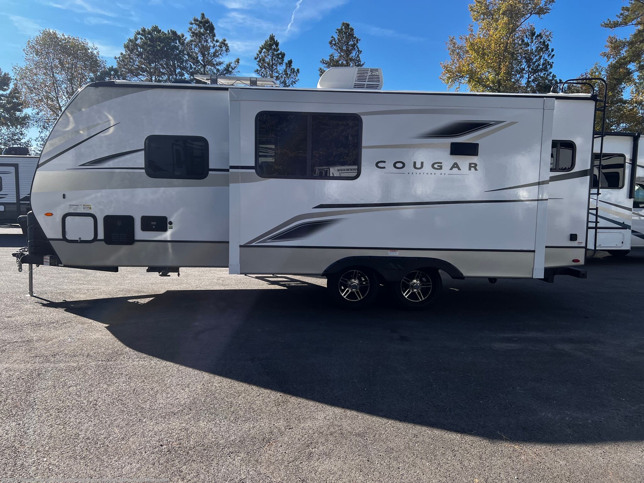 2023 Keystone Cougar 22MLS RV for Sale in Griffin, GA 30223 KRCR02404
