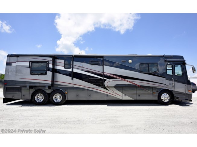 2007 Newmar Mountain Aire - Used Class A For Sale by Private Seller in North Salem, Indiana features Slideout, Awning, Air Conditioning, Water Heater, Smoke Detector