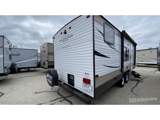 2019 Forest River Wildwood X-Lite 261BHXL - Used Travel Trailer For Sale by Lazydays RV of Milwaukee in Sturtevant, Wisconsin