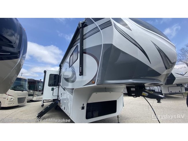 New 2022 Grand Design Solitude S-Class 3740BH-R available in Sturtevant, Wisconsin