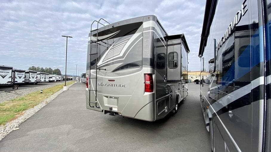 2023 Thor Motor Coach Magnitude BT36 RV For Sale In Sturtevant, WI ...