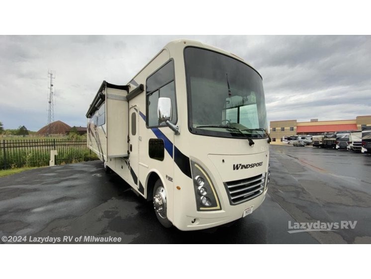 Used 2022 Thor Motor Coach Windsport 34R available in Sturtevant, Wisconsin