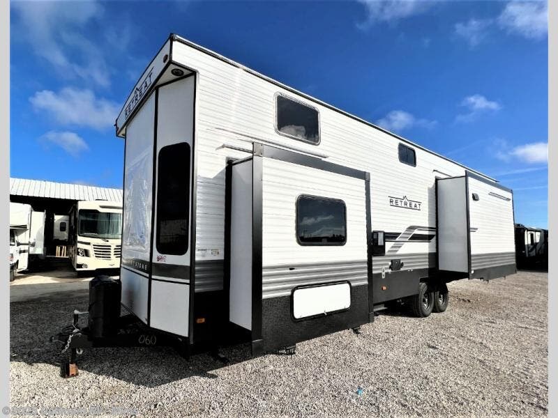 2023 Keystone Retreat 39FLFT RV for Sale in Mims, FL 32754 0KR060