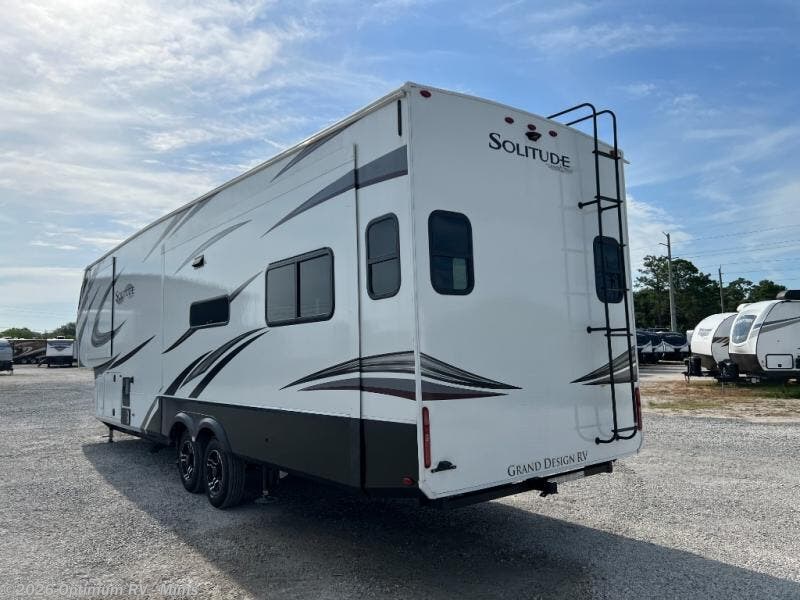 2023 Grand Design Solitude SClass 3330RE RV for Sale in Mims, FL 32754