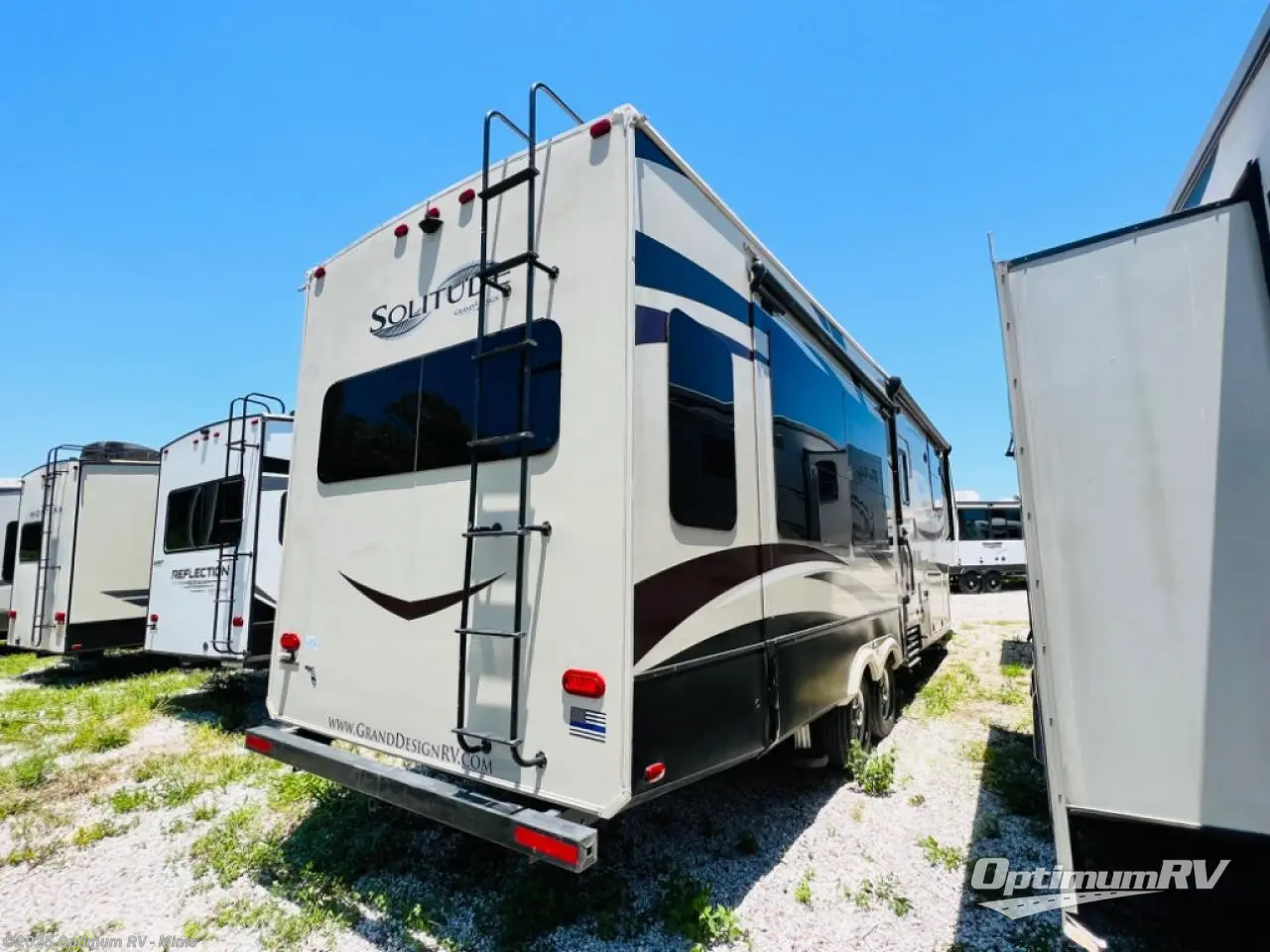 2017 Grand Design Solitude 321RL - Used Fifth Wheel For Sale by Optimum RV - Mims in Mims, Florida features Slideout