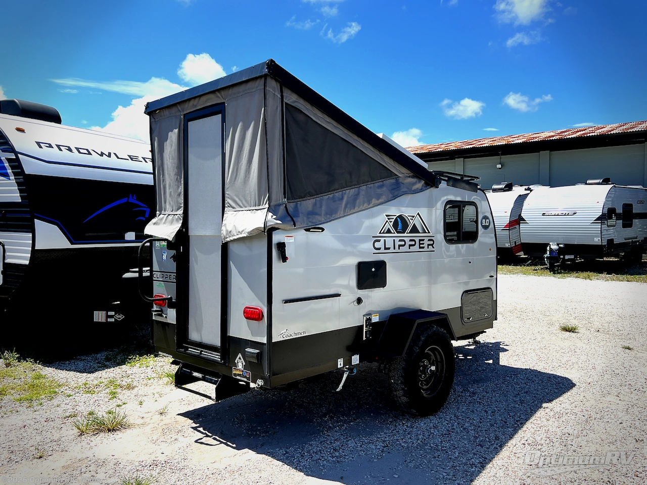 2024 Coachmen Clipper Camping Trailers 9.0 TD Escape - Used Travel Trailer For Sale by Optimum RV - Mims in Mims, Florida