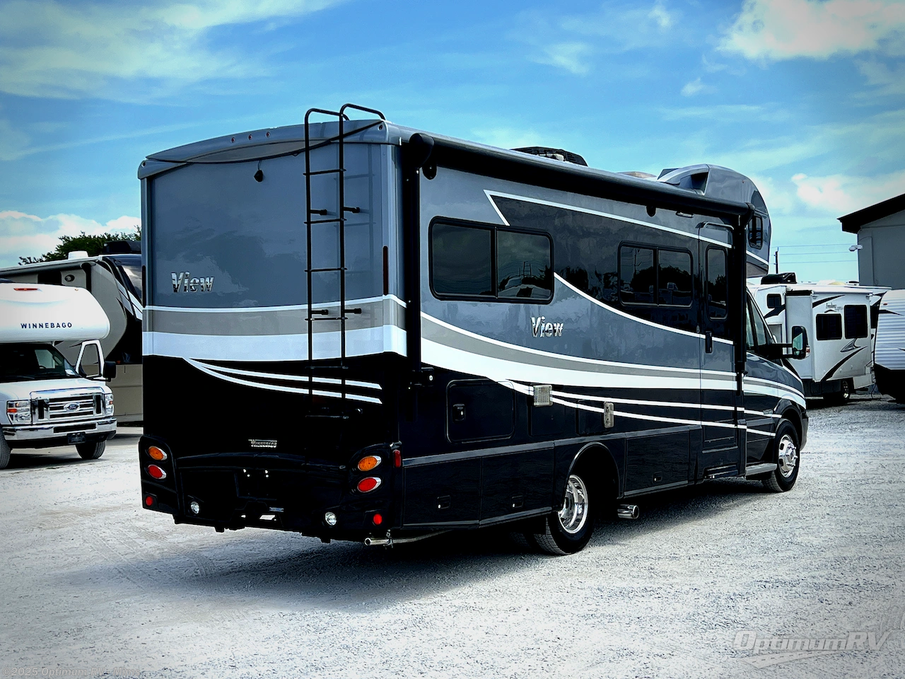 2018 Winnebago View 24J - Used Class C For Sale by Optimum RV - Mims in Mims, Florida features Awning, Slideout