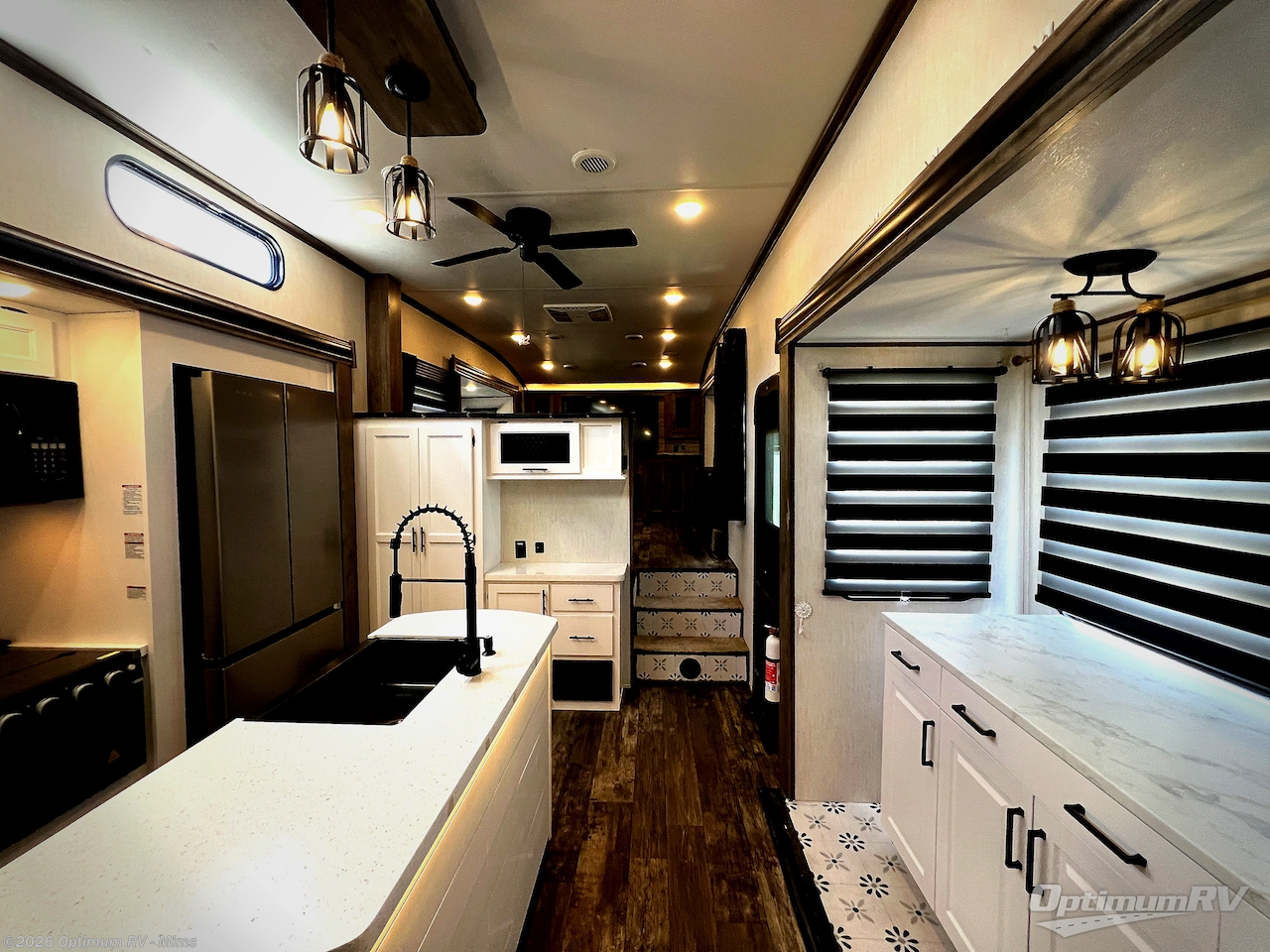 2022 Forest River Sabre 37FLH - Used Fifth Wheel For Sale by Optimum RV - Mims in Mims, Florida features Awning, Slideout