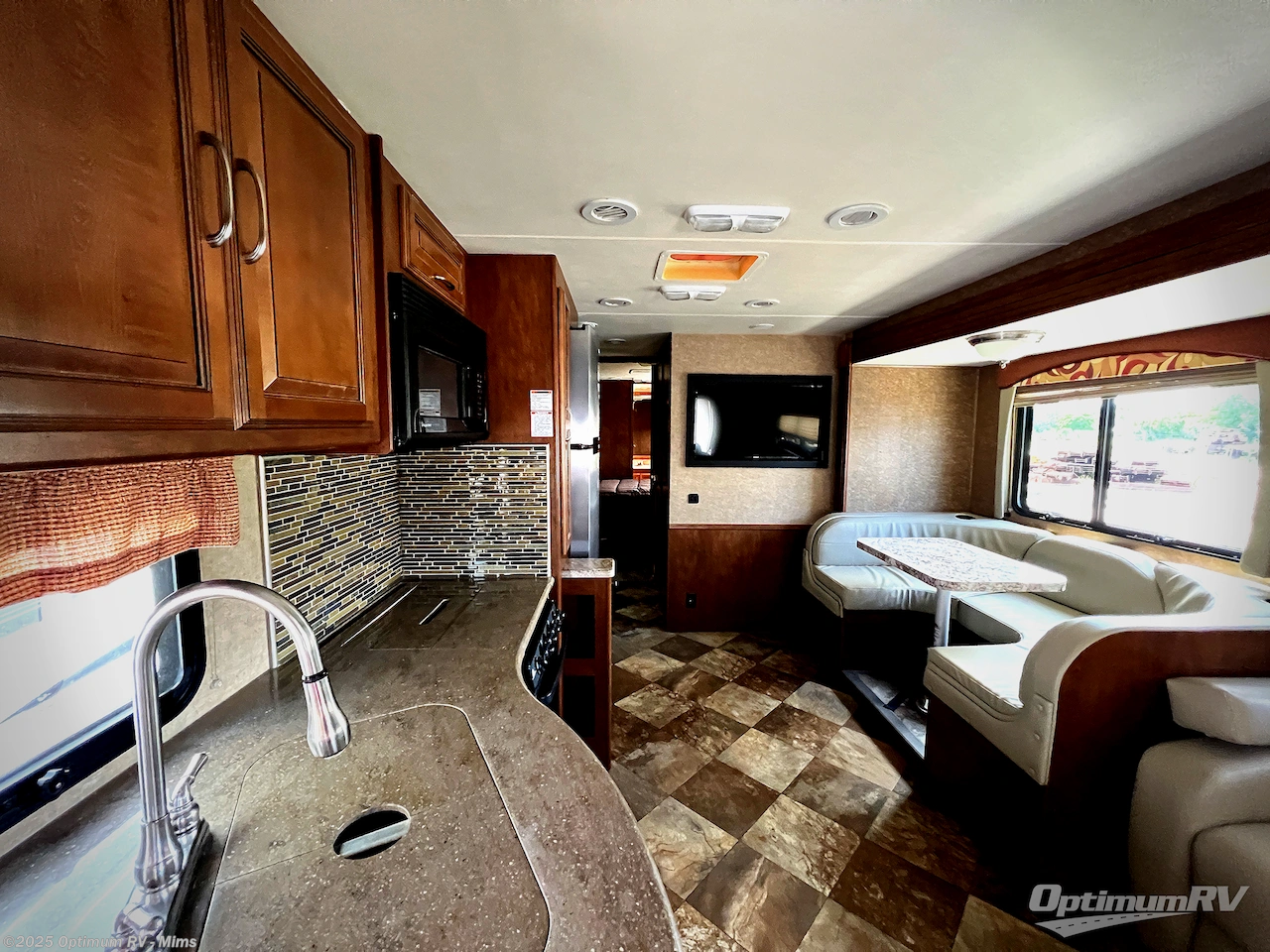 Used 2014 Coachmen Mirada 35BH available in Mims, Florida
