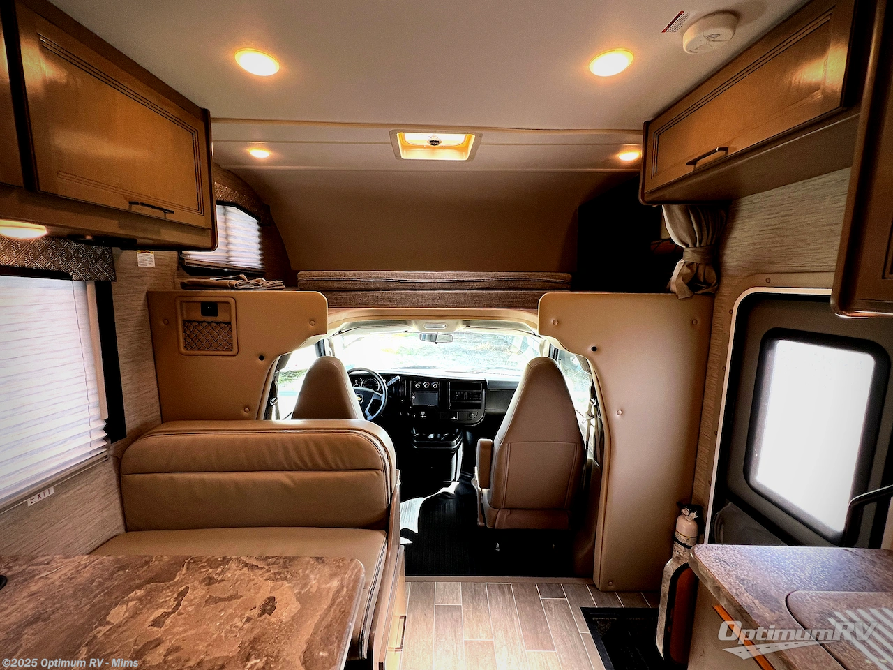 Used 2022 Thor Chateau 22B Chevy available in Mims, Florida