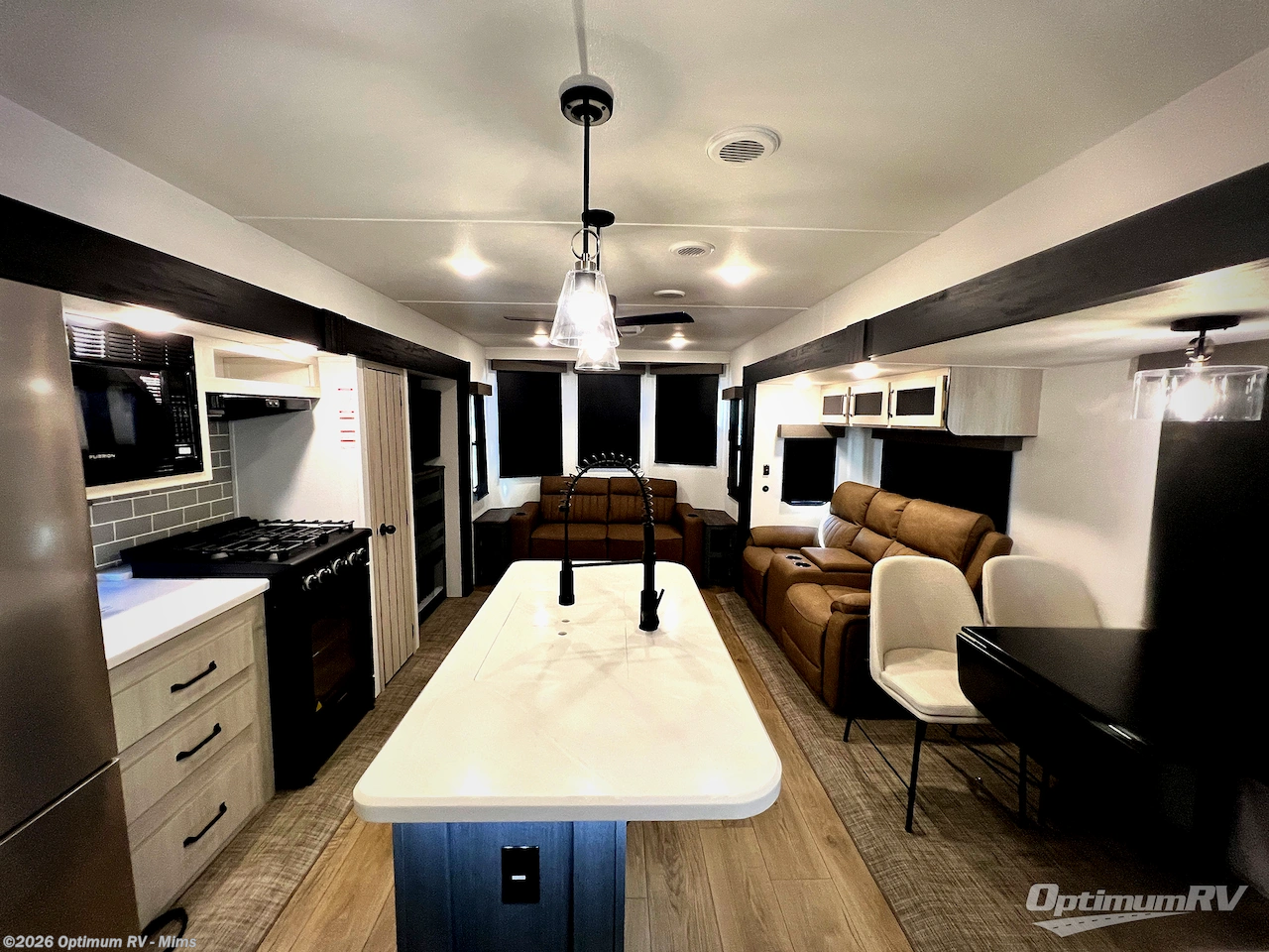 2026 Puma Vista 37PFL by Forest River from Optimum RV - Mims in Mims, Florida