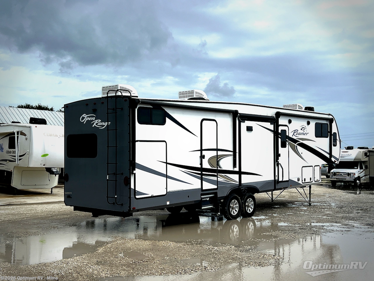 2022 Highland Ridge Roamer RF364BHS - Used Fifth Wheel For Sale by Optimum RV - Mims in Mims, Florida features Awning, Slideout