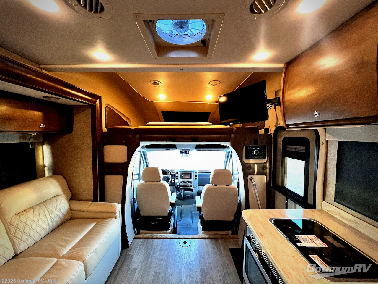 Used 2018 Tiffin Wayfarer 24TW available in Mims, Florida