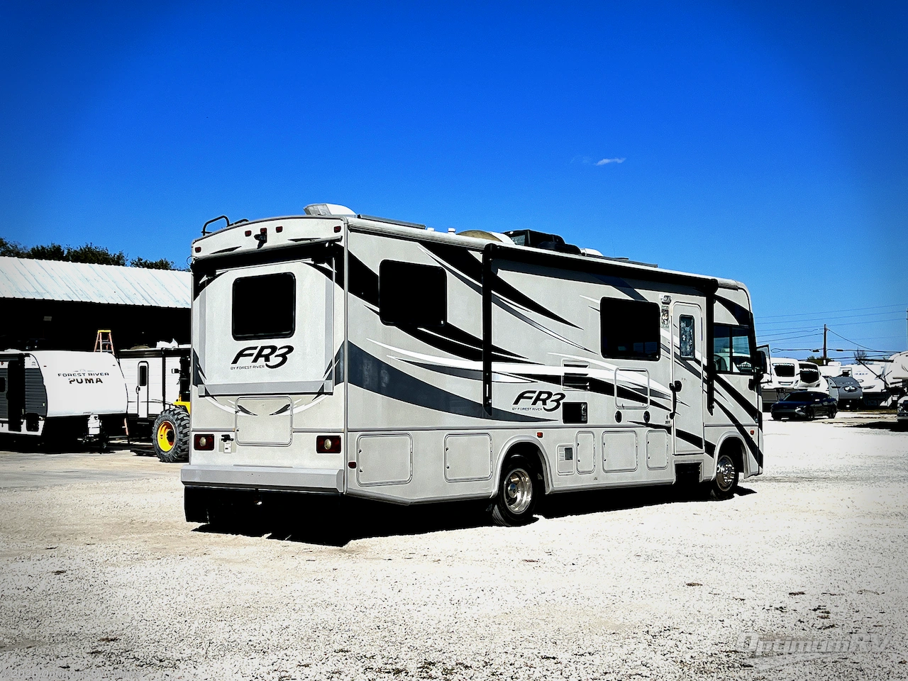 2017 Forest River FR3 28DS - Used Class A For Sale by Optimum RV - Mims in Mims, Florida features Slideout